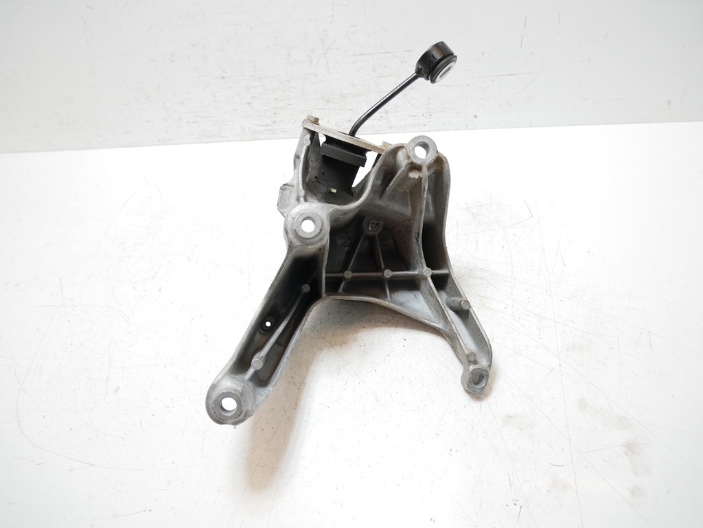 [MTD-463813] Soporte motor Audi A4 B9 A5 A6 2.0 TDI DTPA DTP 4M0199307CN