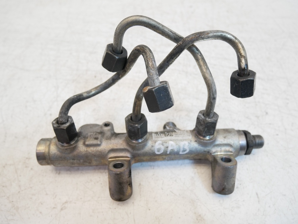[MTD-472473] Tubo de raíl Porsche Cayenne VW Touareg 3.0 D V6 059130089BT