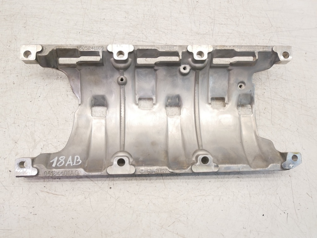 [MTD-473085] Placa deflectora Maserati Ghibli MK3 3.0 S M156B M156 05184401AG