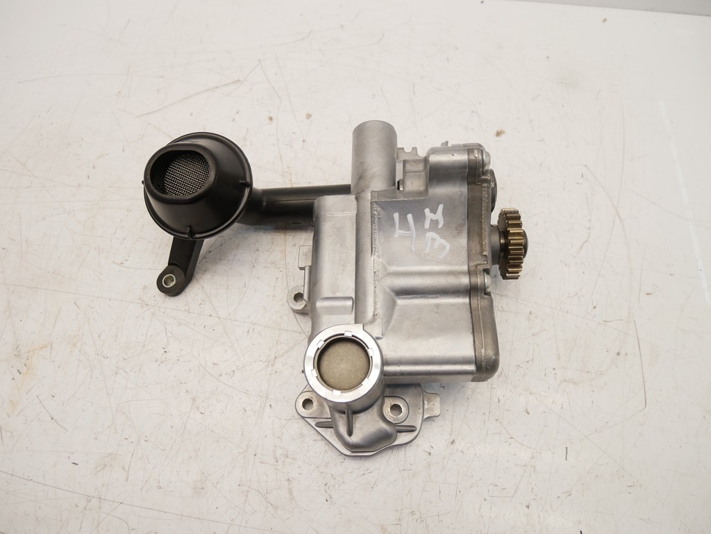 [MTD-479660] Bomba de aceite VW Jetta MK4 2.0 TFSI CBFA 06J115106AB