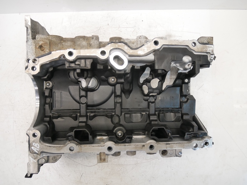 [MTD-483955] Cárter de aceite superior Nissan Qashqai II 1.3 DIG-T HR13DDT 110178859R