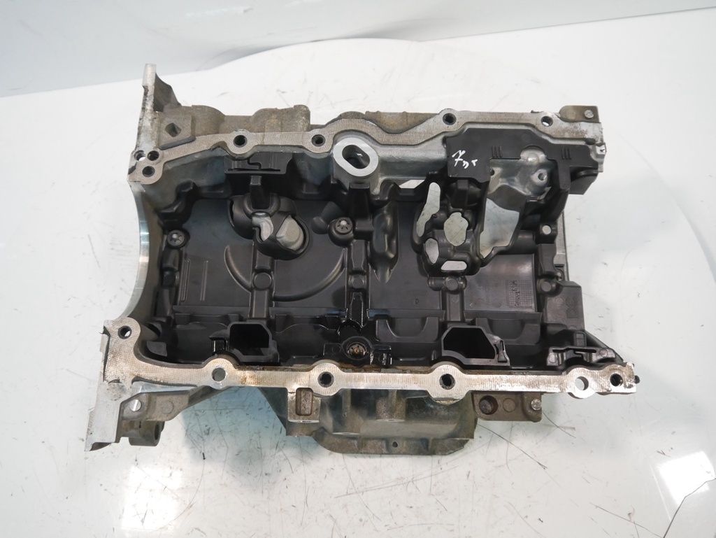 [MTD-487128] Pieza superior del cárter de aceite Nissan X-Trail T32 1.3 DIG-T HR13DDT HR13 H5H 110178859R