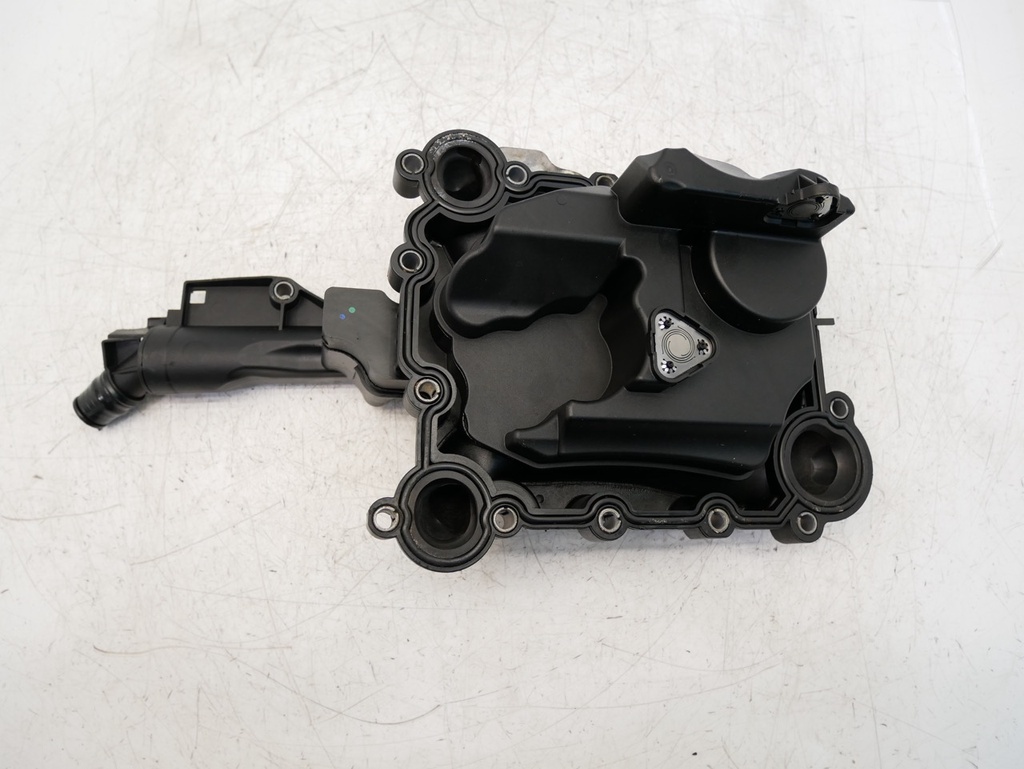 [MTD-487648] Separador de aceite Audi A4 B8 A5 3.0 TFSi CRE CRED CREG CREC 06E103547