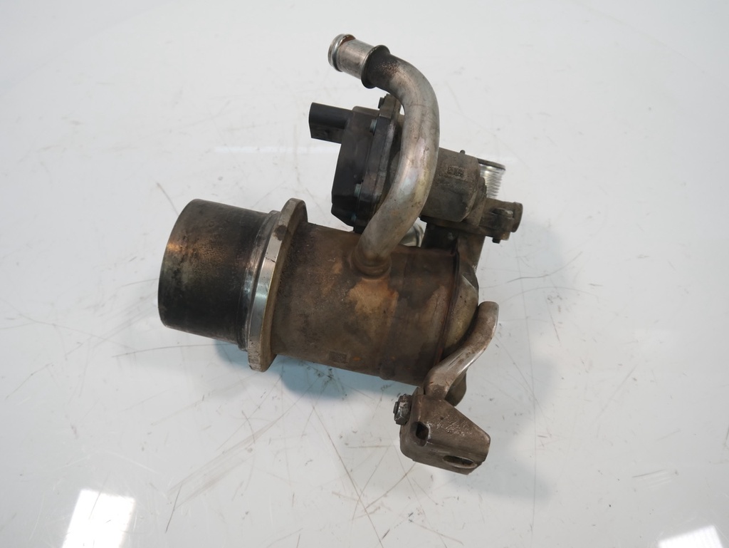 [MTD-488436] Enfriador de gases de escape Audi A3 Seat León VW Golf VII 1.6 TDI CLH CLHA 04L131512D