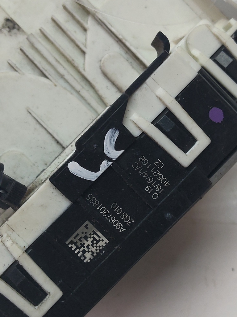 [MTD-505944] Cerradura de puerta Mercedes Sprinter 2.2 OM651.955 651.955 OM651 A9067201835