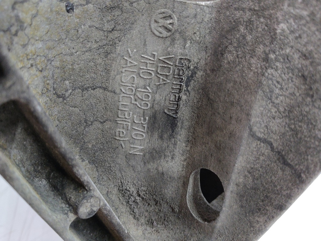 [MTD-507824] Soporte motor VW Transporter T5 2.5 TDI 4Motion BNZ 7H0199370N
