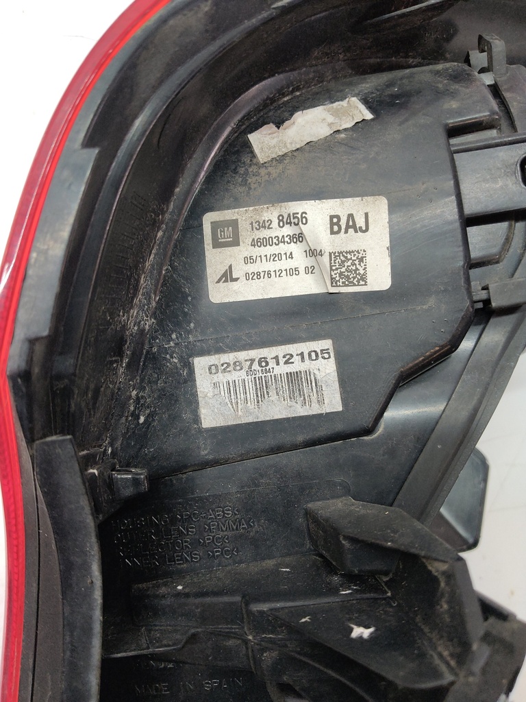 [MTD-508590] Luz trasera derecha Opel Corsa E 1.0 B10XFT LE1 Referencia 13428456