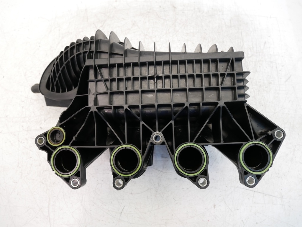 [MTD-509151] Colector de admisión Skoda Fabia 1.2 CBZB CBZ 03F129711H