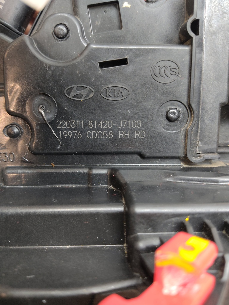 [MTD-511698] Cerradura de puerta Kia Ceed CD 1.6 CRDi D4FE 81420-J7100