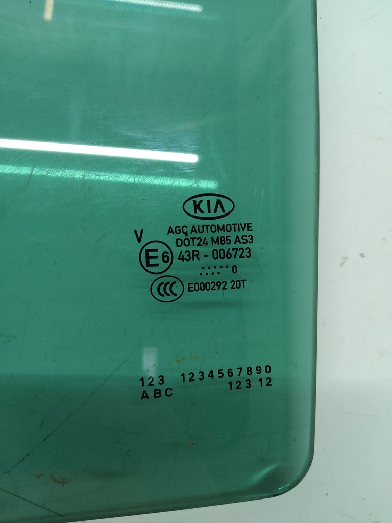 [MTD-511545] Ventana Kia Sportage IV QLE 1.6 CRDi Hybrid D4FE 83410-F1010