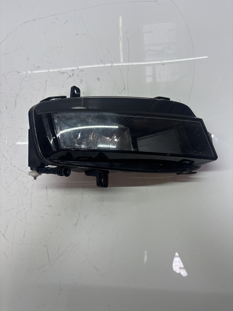 [MTD-513326] Luz antiniebla delantera VW Golf VII 2.0 CRBC CRB 5G0941662D