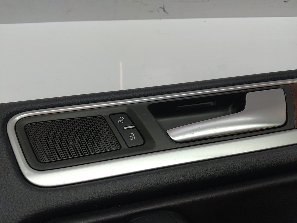 [MTD-515487] Panel de puerta VW Touareg 3.0 V6 TDI CRCA CRC 7P6867211