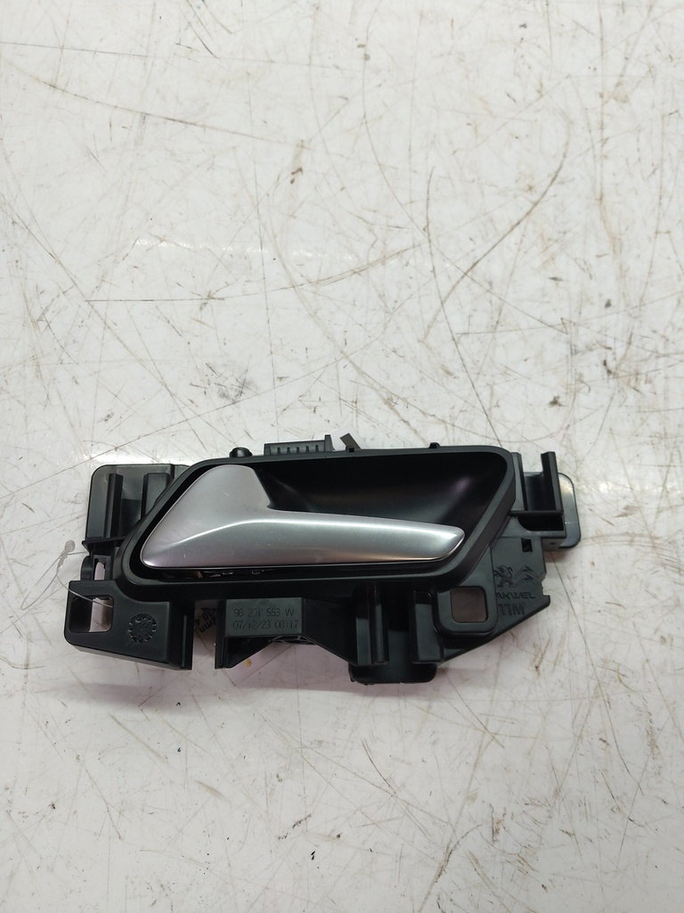 [MTD-516474] Tirador interior de la puerta trasera derecha Peugeot 308 III 1.5 YHZ 98201553W