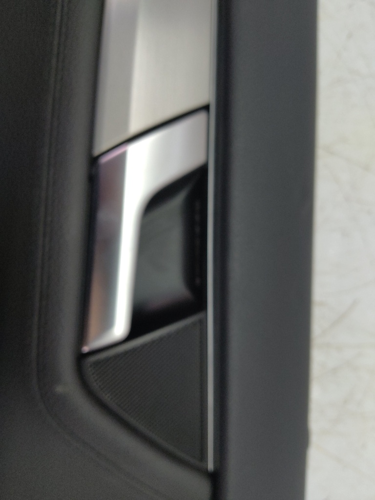 [MTD-516660] Revestimiento de puerta Mercedes Clase C S204 3.0 CDI OM642.834 2011-2014