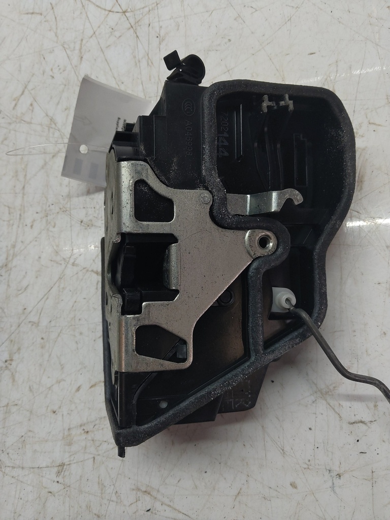 [MTD-516822] Cerradura puerta delantera derecha BMW X5 E70 3.0 d 2008