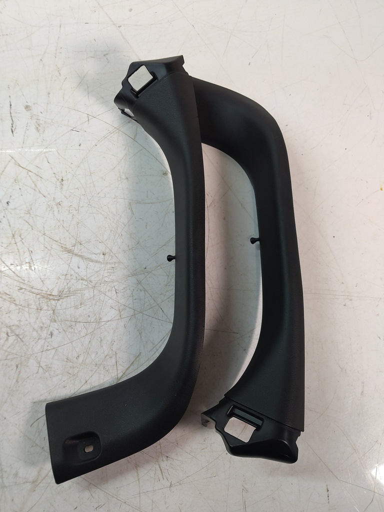 [MTD-521658] Embellecedor del portón trasero Nissan Juke 1.0 Gasolina HR10DDT
