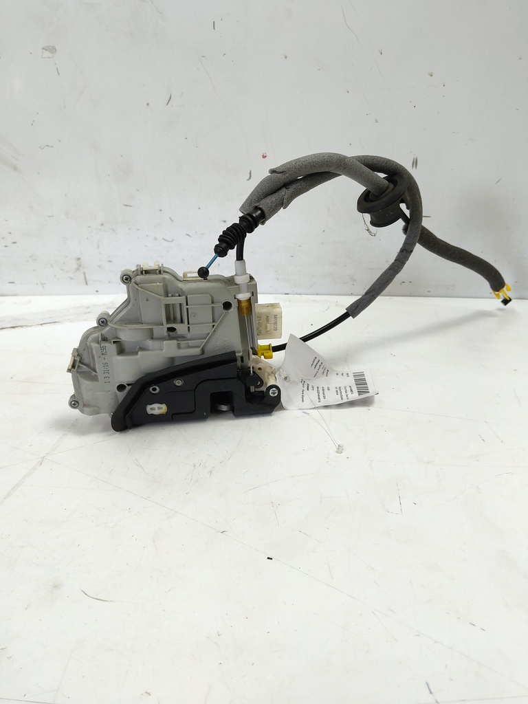[MTD-523269] Cerradura de puerta AUDI A4 B9 Avant 2016 3.0 TDI 272 CV