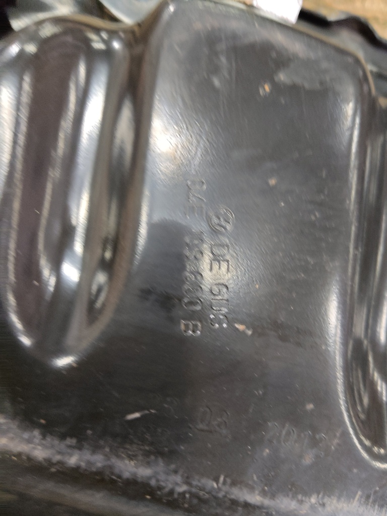 [MTD-524679] Cárter de aceite inferior Audi A1/A3, Seat Ibiza, VW Golf 1.4 TFSI (CPT/CPTA) 04E103600B