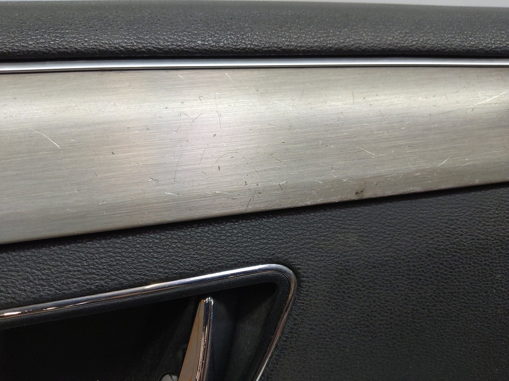 [MTD-530984] Revestimiento de puerta Mercedes Clase E W212 2.2 E 250 CDI 2011
