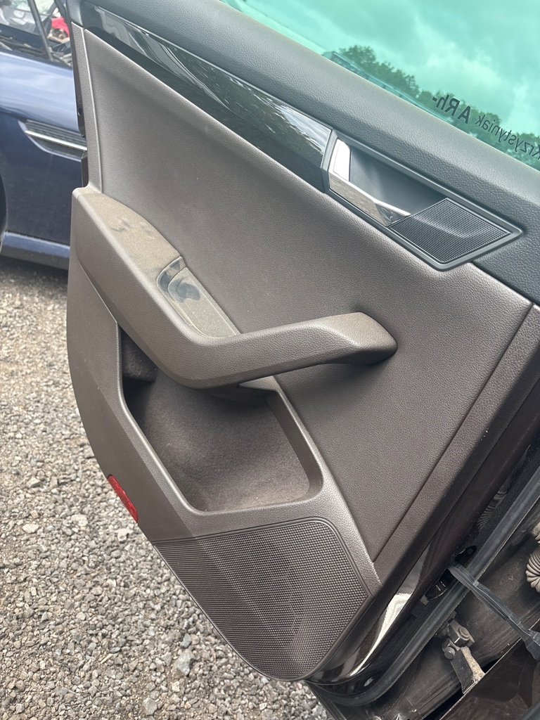 [MTD-533347] Arnés cableado puerta trasera izquierdo Skoda Superb III 2016 DFCA DFC 140kW 190CV