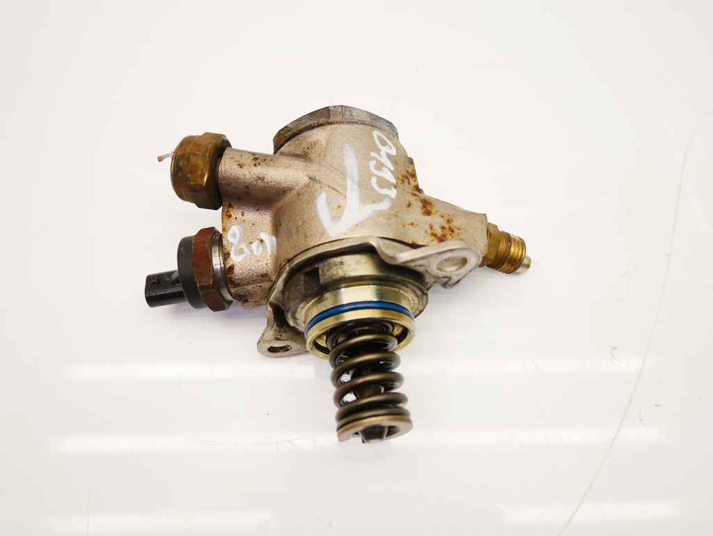 [MTD-397147] Bomba de combustible para Audi A4 S4 B8 / A5 S5 8F 3.0 CAKA CAK 07L127026J