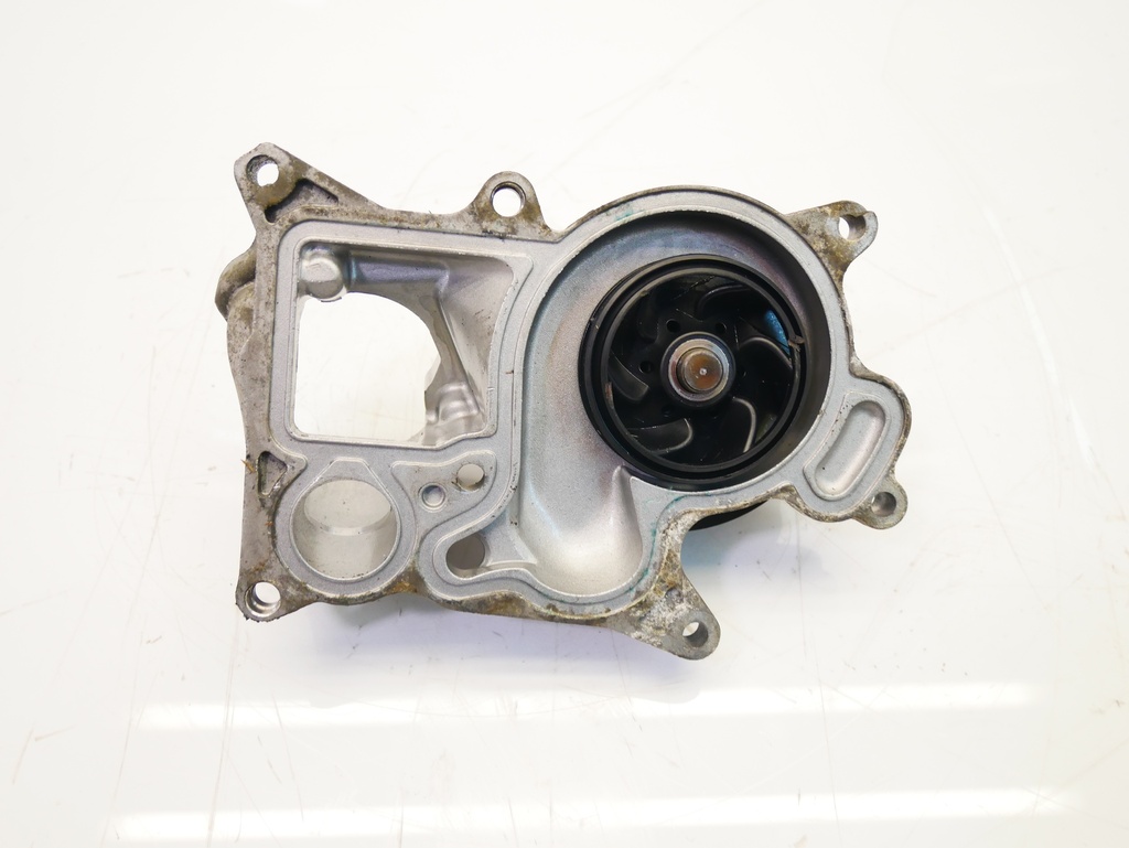 [MTD-402043] Bomba de agua para BMW Serie 3 F30/F31/F34 2.0 D N47 N47D20C 2014