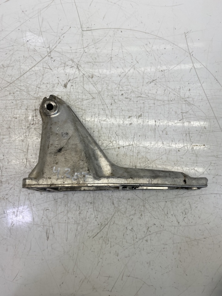 [MTD-413207] Soporte de motor Mercedes Clase E 55 AMG Kompressor M113.990 A1132233104