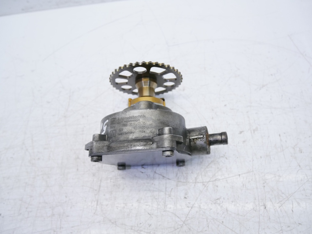 [MTD-413448] Bomba de vacío BMW Serie 3 E90 E91 E92 E93 330i N52B30AF N52B30A 7519457