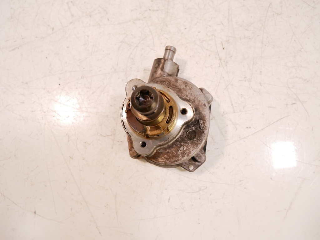 [MTD-416955] Bomba de vacío BMW 330i N52B30A N52 7519457