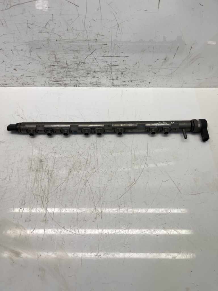 [MTD-418312] Rail de inyección BMW 3.0 N57, 7805423