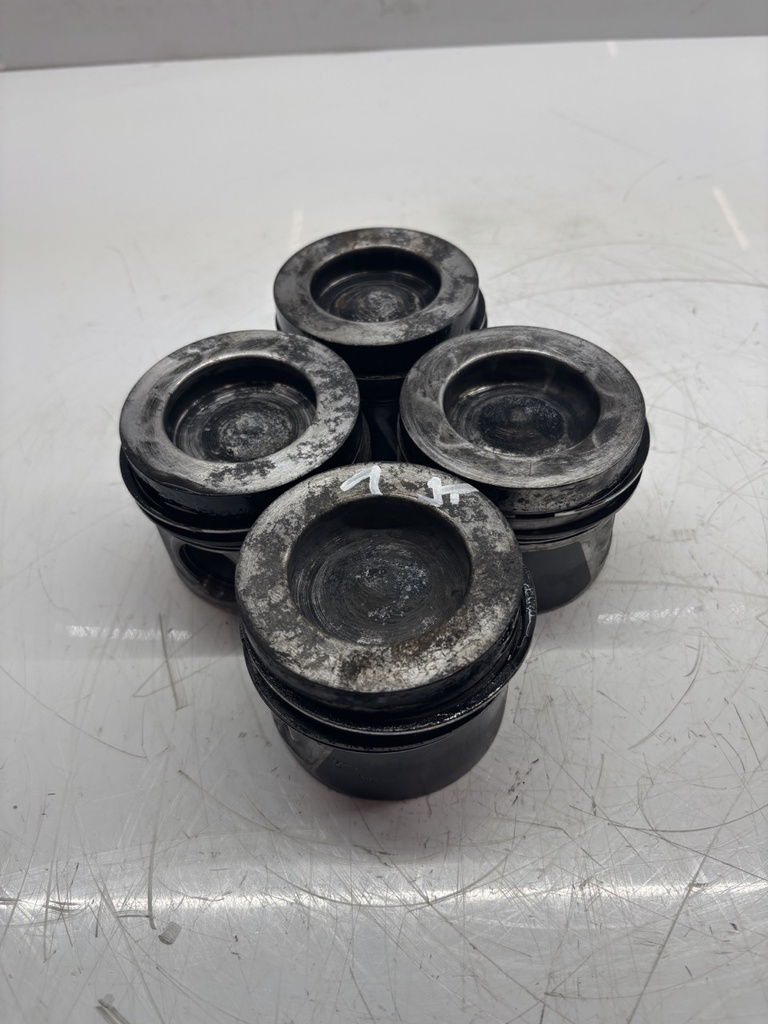 [MTD-442936] 4 pistones para Audi A4, A5, A6, Q5 2.0 TDI CGLC CGL 03L107065S