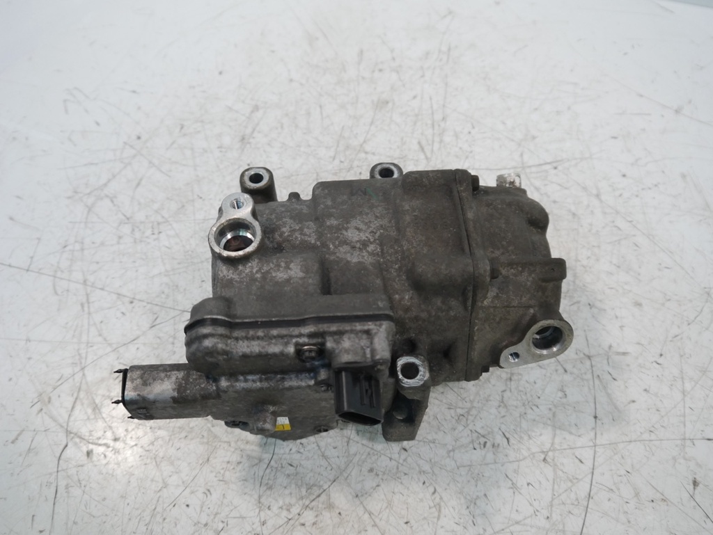 [MTD-493441] Compresor de aire acondicionado Toyota Yaris 1.5 Hybrid 1NZ-FXE 042200-1350 86.000km