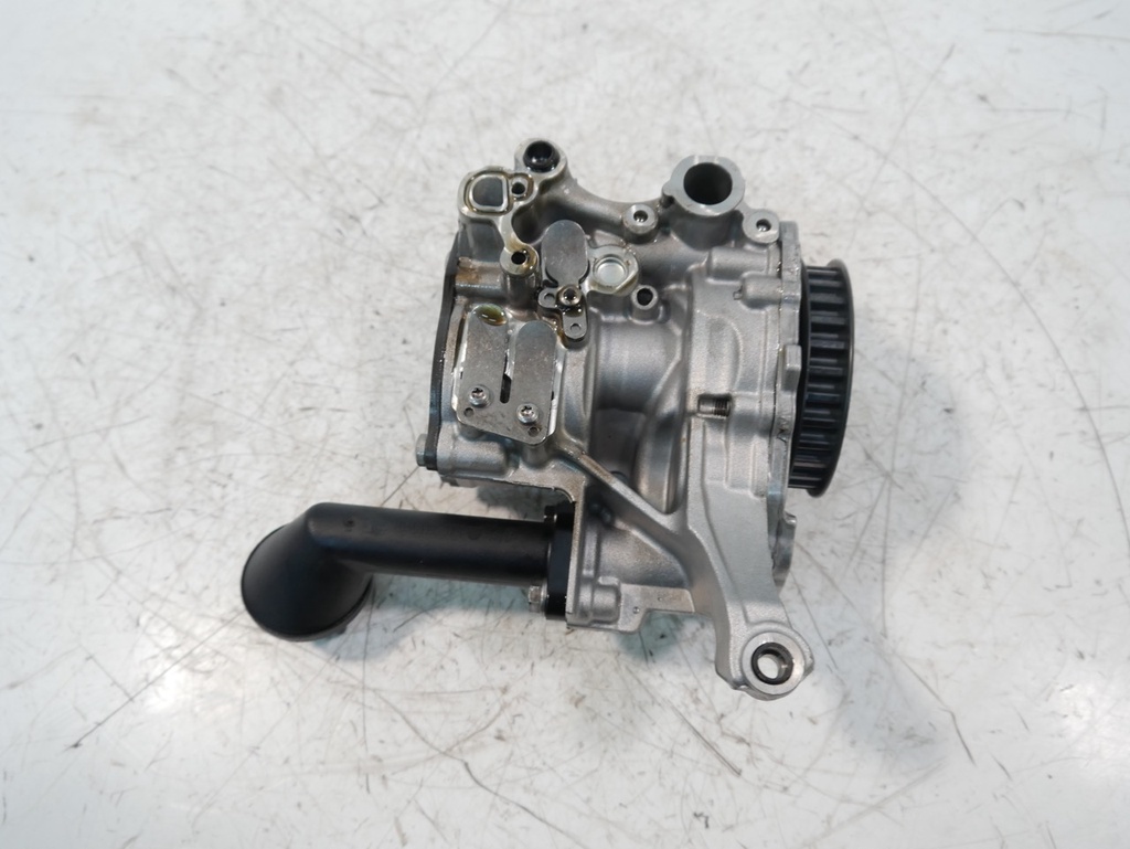 [MTD-494297] Bomba de aceite VW Skoda Caddy Yeti 2.0 TDI 04L145208K
