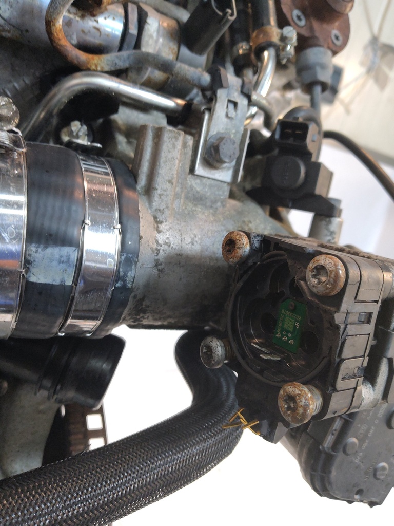 [MTD-522657] Motor Volvo XC70 2.4 D5244T10