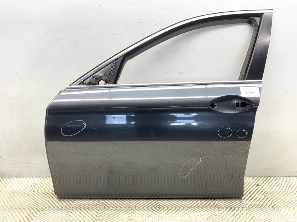 [STARK-700820] Puerta delantera izquierda BMW Serie 5 Touring (F11) 2009-2017