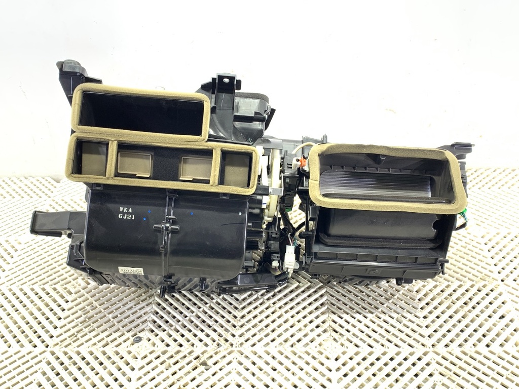 [STARK-709561] Núcleo de calefacción para HONDA JAZZ IV (GK_) 1.3 102 CV 2015-2022