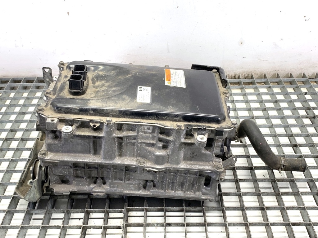 [STARK-906024] Módulo TOYOTA COROLLA Kombi (_E21_) 1.8 Hybrid (ZWE211) 2019-