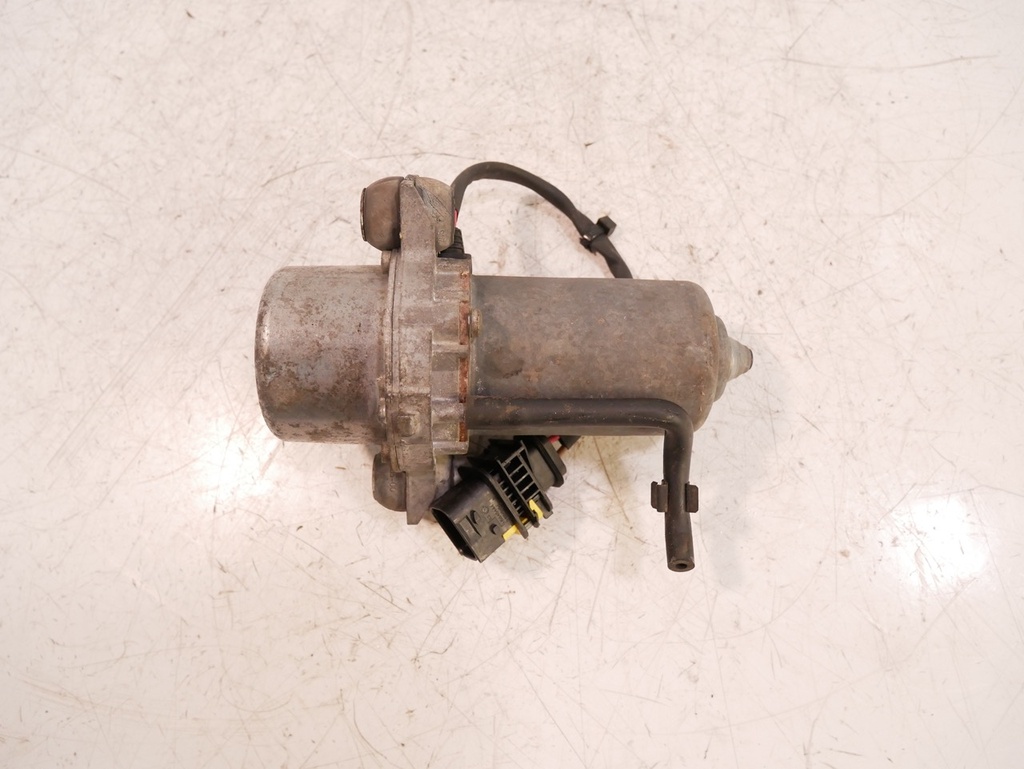 [MTD-422381] Bomba de vacío Mercedes C-Klasse W205 2.0 C 350 e M 274.920 A0004303832