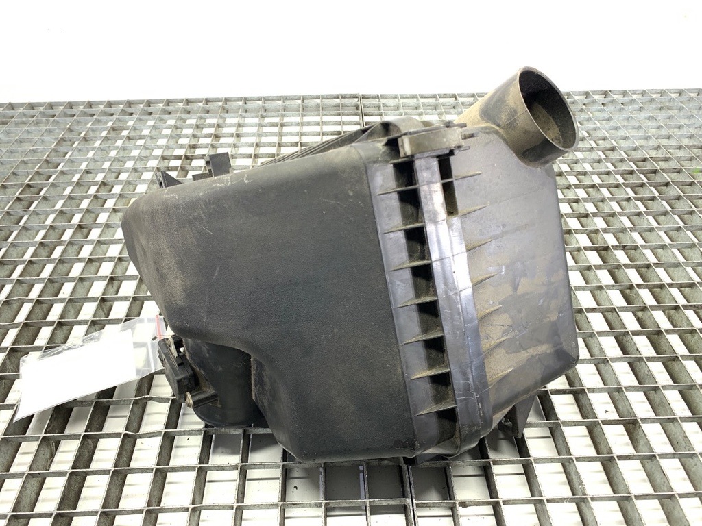 [STARK-778666] Caja de filtro de aire TOYOTA RAV4 III 2.4 4WD (2005-2013)