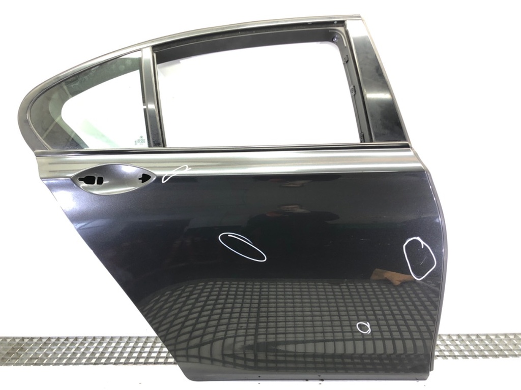 [STARK-570432] Puerta trasera derecha BMW Serie 7 (F01, F02, F03, F04) 2008-2015