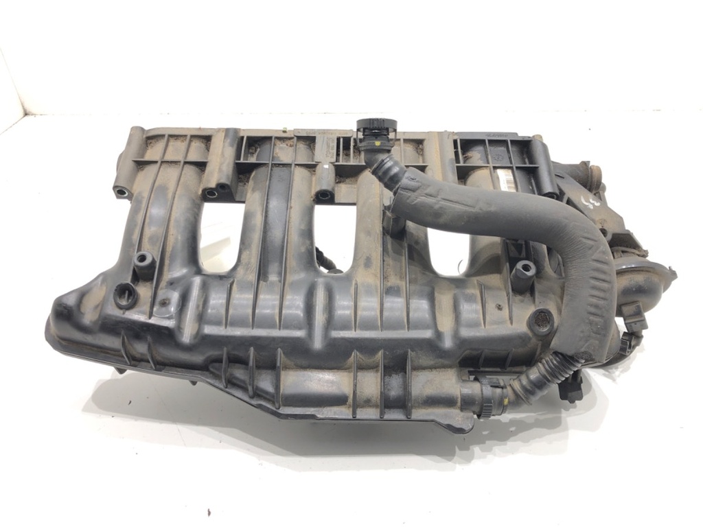 [STARK-654903] Colector de admisión Audi A4 B8 Avant (8K5) 1.8 TFSI 120 CV 2007-2015