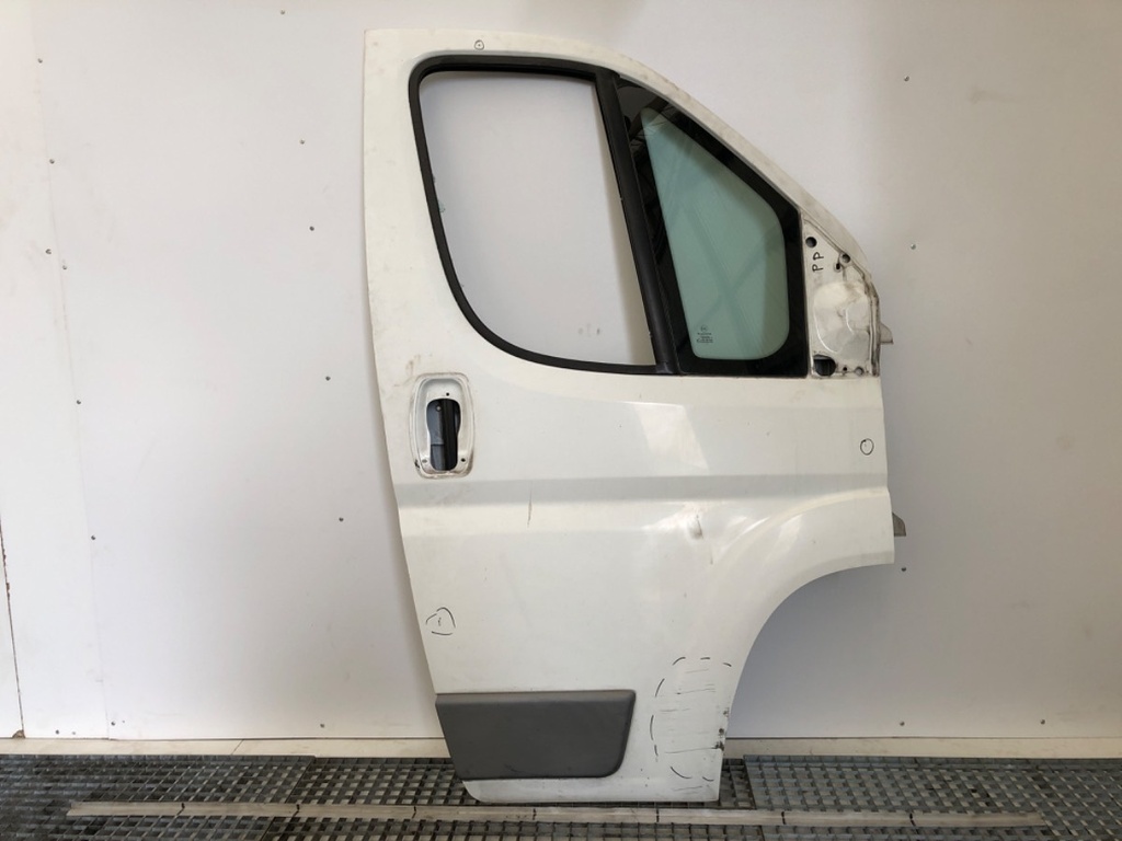 [STARK-734179] Puerta delantera derecha PEUGEOT BOXER Skrzynia 2006-2022