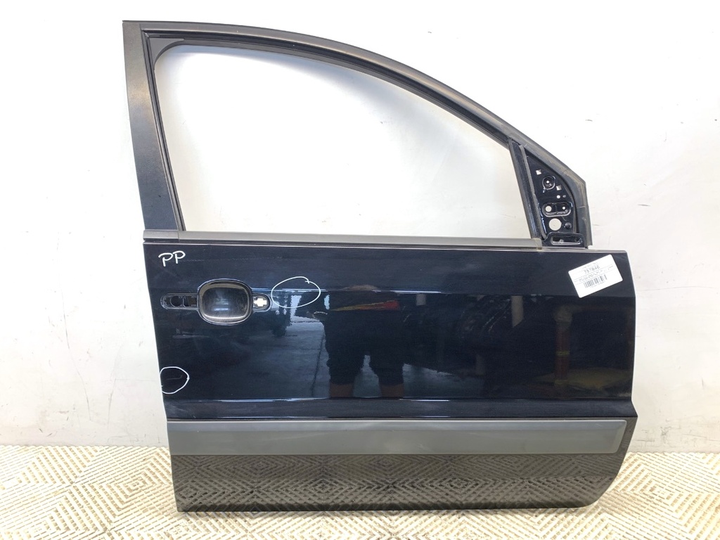 [STARK-757846] Puerta delantera derecha Ford Fusion (JU_) 1.4 gasolina (JU2) 2002-2012
