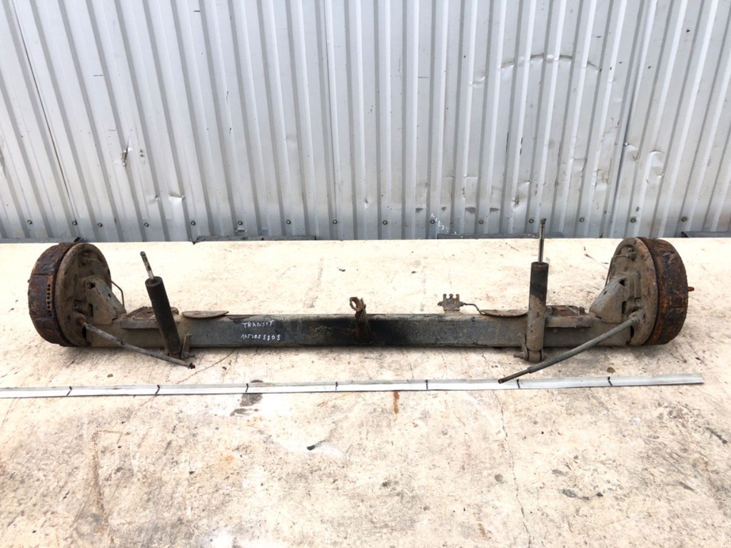 [STARK-759553] Viga trasera FORD TRANSIT Autobus 2000-2006