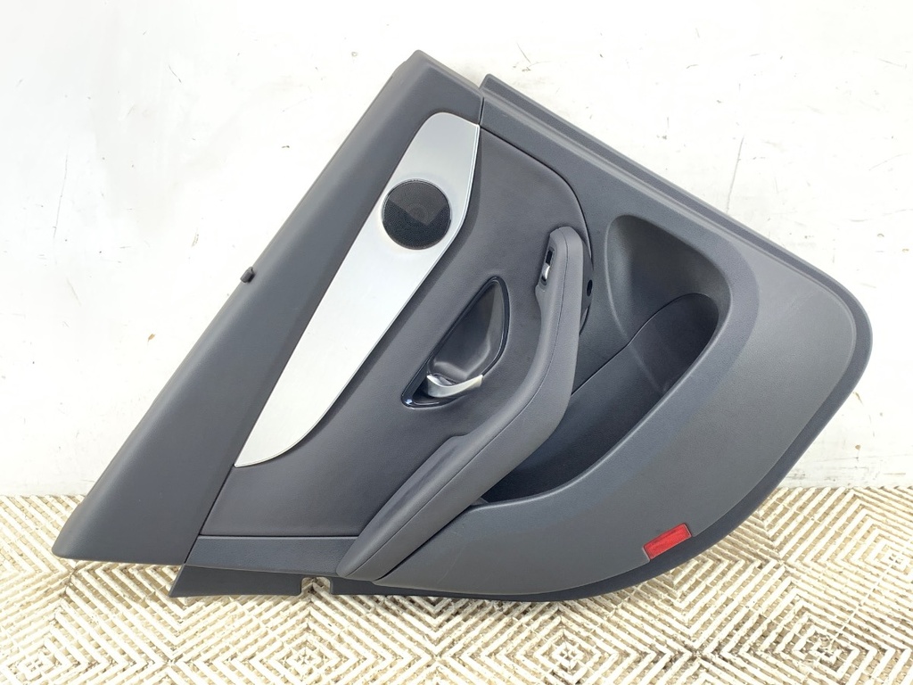 [STARK-778145] Panel de puerta trasera izquierdo Mercedes-Benz GLC (X253) 2015-2022