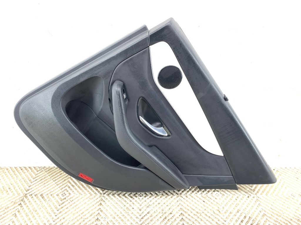 [STARK-778146] Panel de puerta trasera derecha MERCEDES-BENZ GLC (X253) 2015-2022
