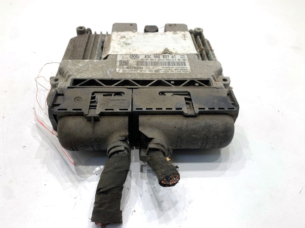 Centralita motor VW Scirocco III 1.4 TSI 118kW 03C906027AT