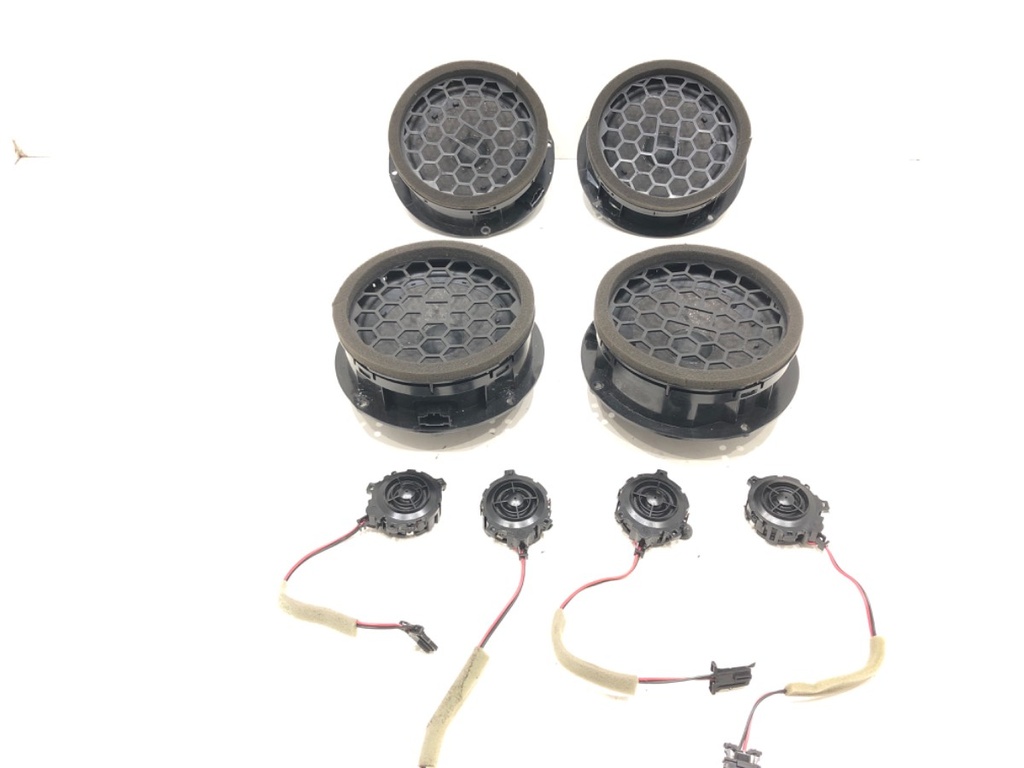 [STARK-597704] Kit de altavoces SKODA Octavia IV (NX3, NN3) 2020-2022 1.5 TSI
