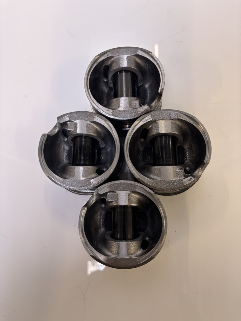 [MTD-501980] 4x pistones Audi A4 B8 A5 A6 C7 Q5 2.0 TDI CGLD CGL 03L107065S