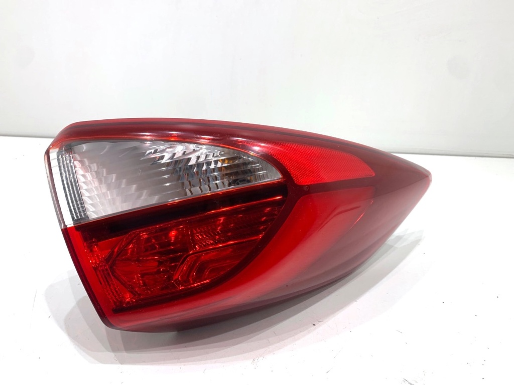 [STARK-842099] Piloto trasero izquierdo Hyundai Tucson (TL, TLE) 2015-2022